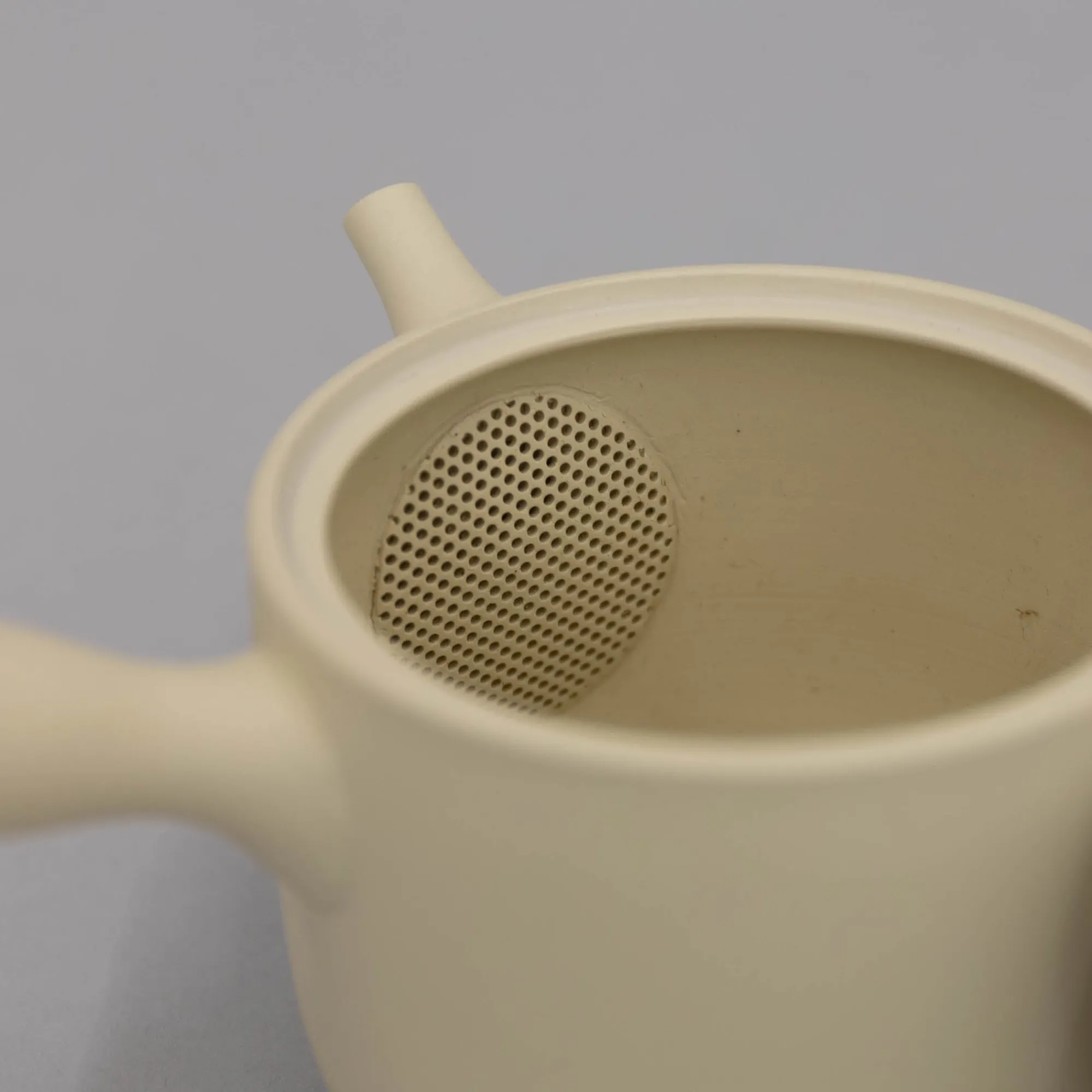 SAIKAI (Others) Drinking*Chanoma Ivory Tea Pots