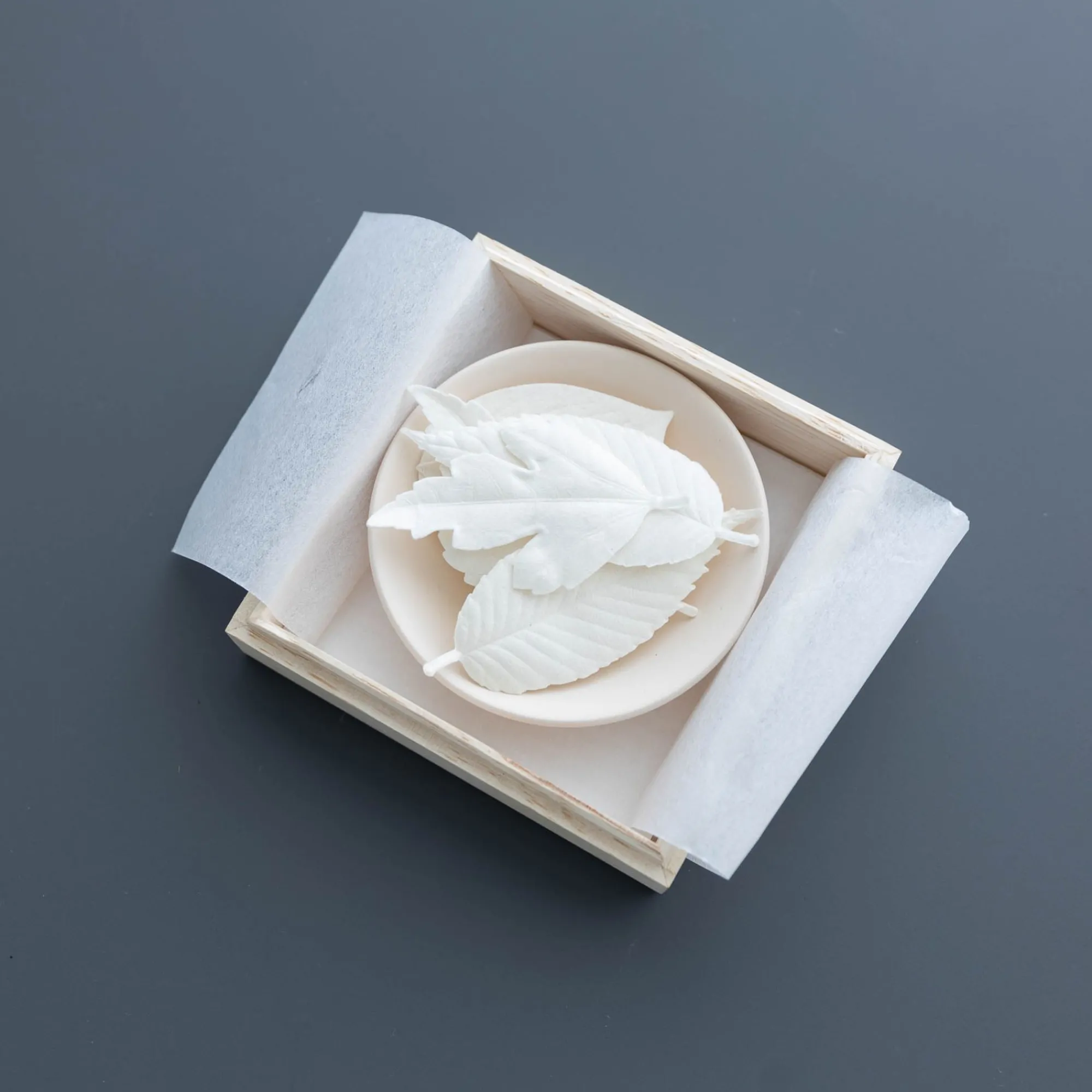 MORIHATA International Ltd. Co. Soaps & Scents*Ha Ko Paper Incense - White
