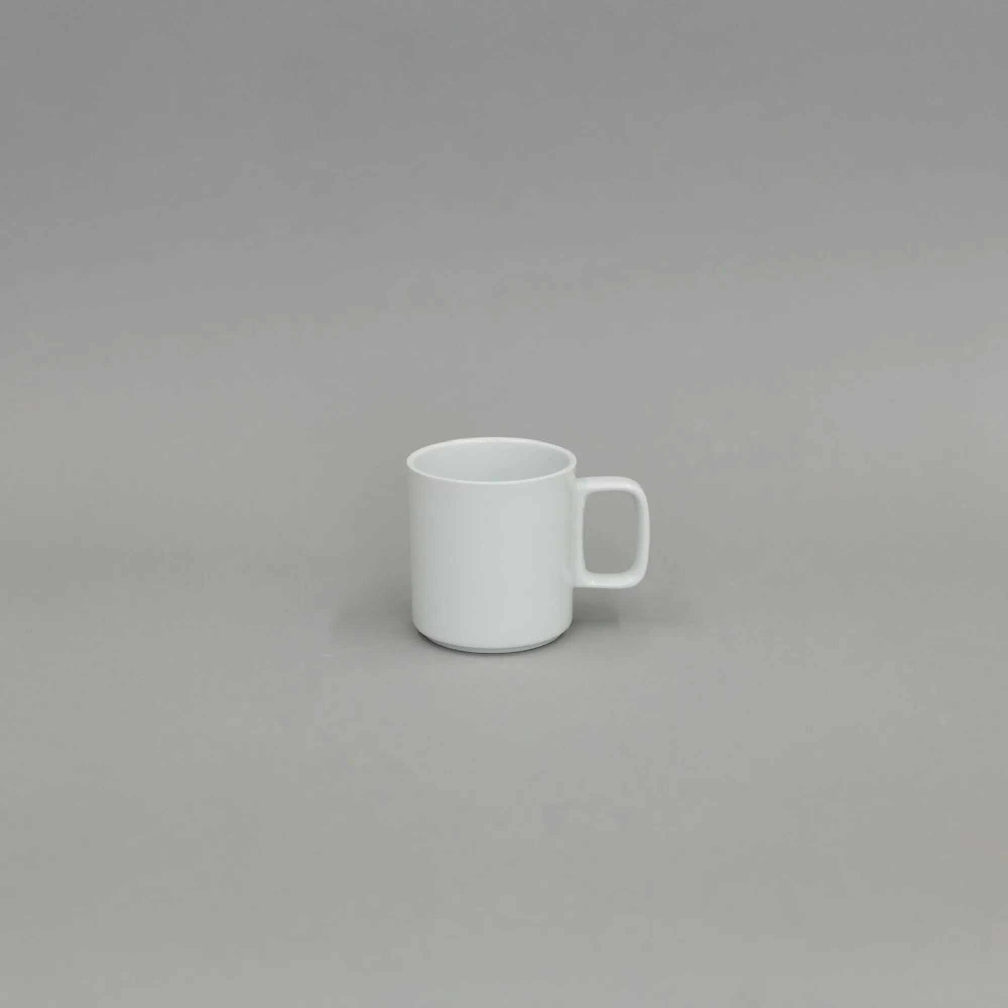 SAIKAI (Hasami) Mug*Hpw020 - Mug Gloss White Medium O 3.3/8"