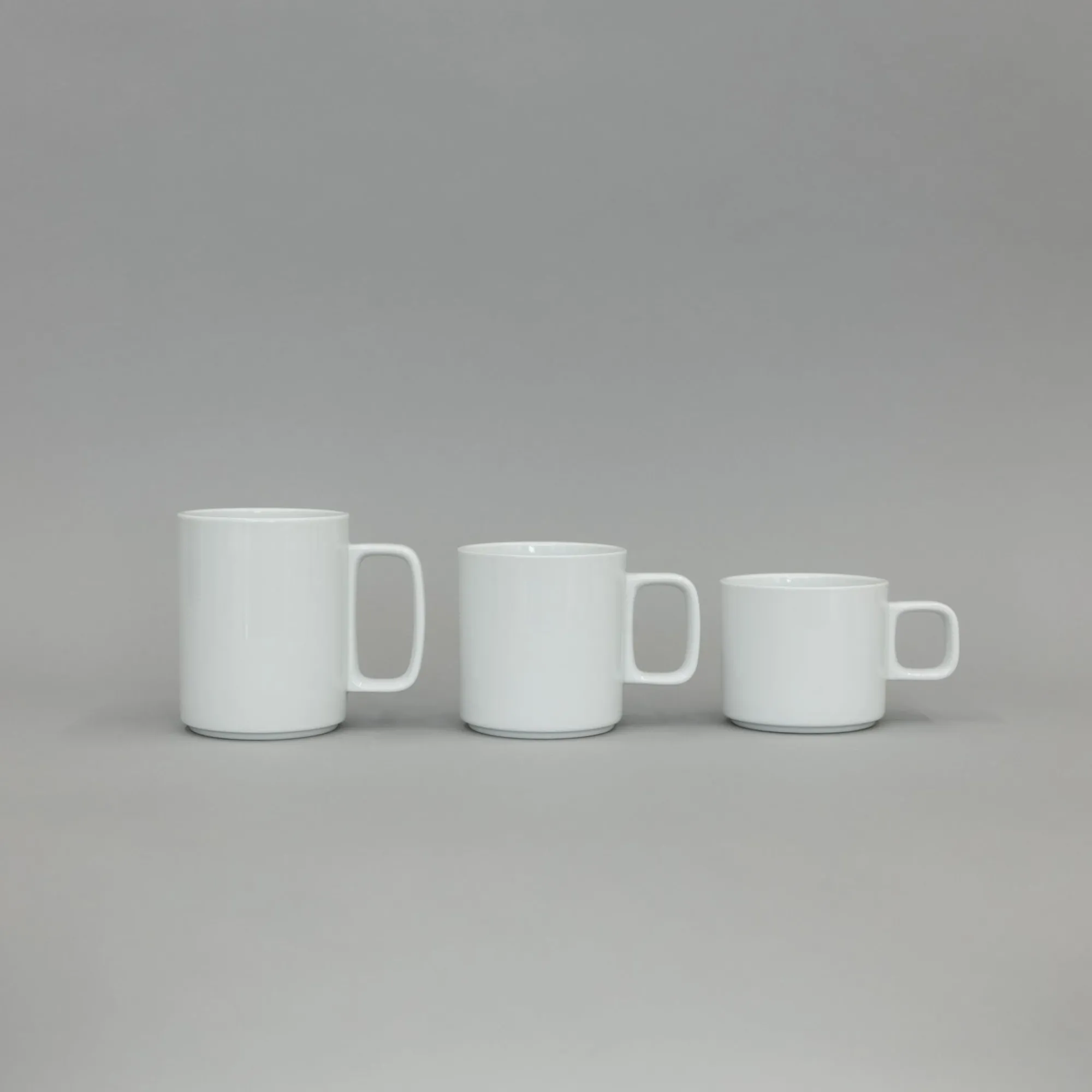 SAIKAI (Hasami) Mug*Hpw020 - Mug Gloss White Medium O 3.3/8"