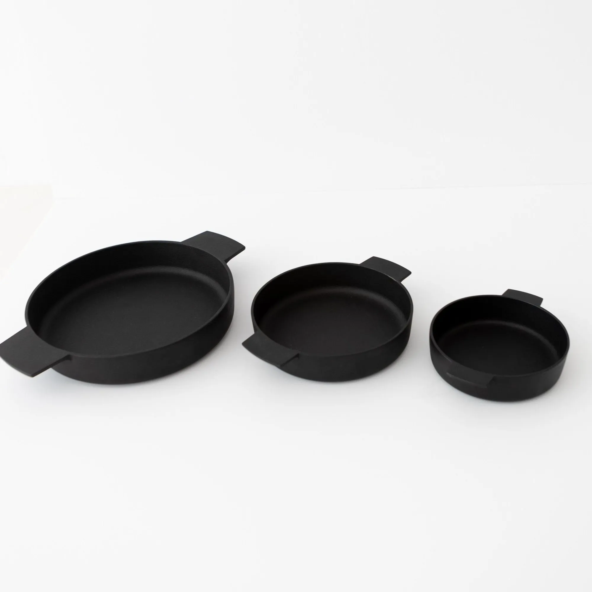 SAIKAI (Others) Cooking*Kamasada Lacquered Iron Nesting Pans