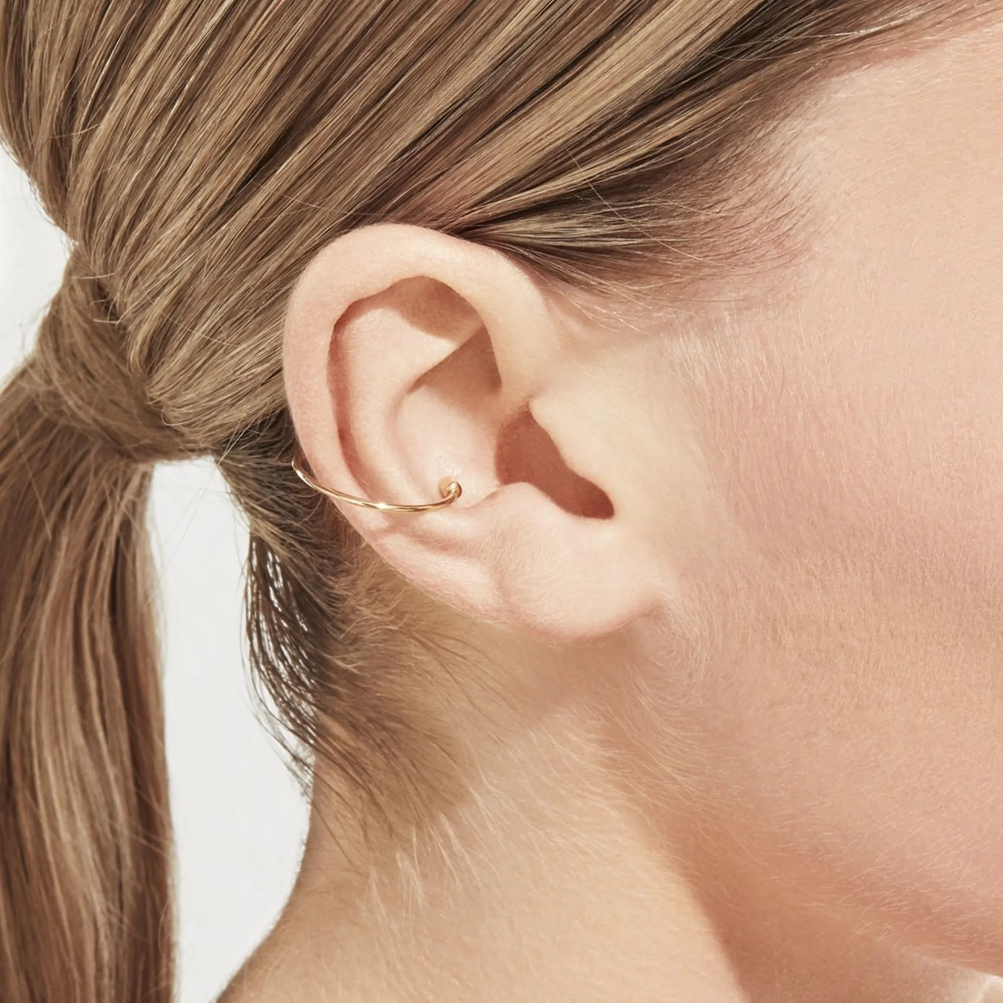 Tortoise-Shihara Jewelry*Shihara Diamond Twist Round Earring 02