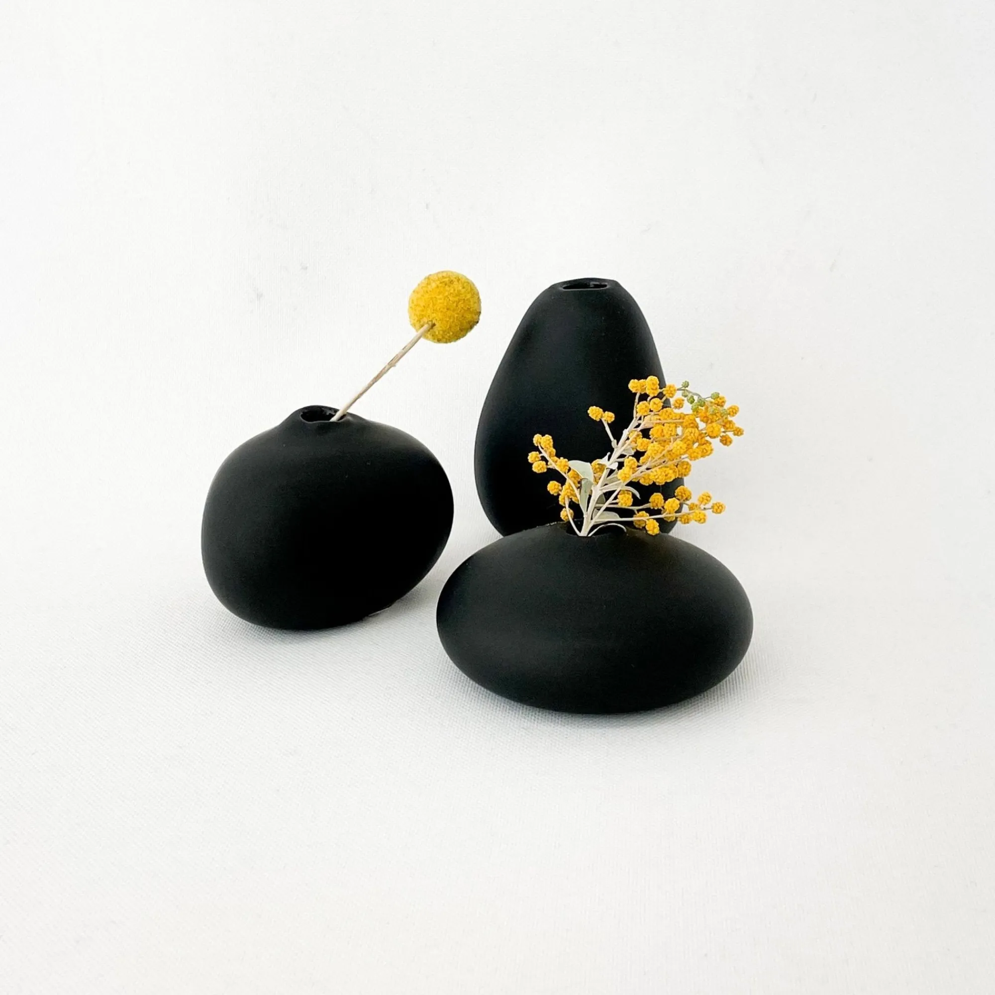 Sugahara USA Southern Coast International Home Decor*Sugahara Matte Black Bud Vases