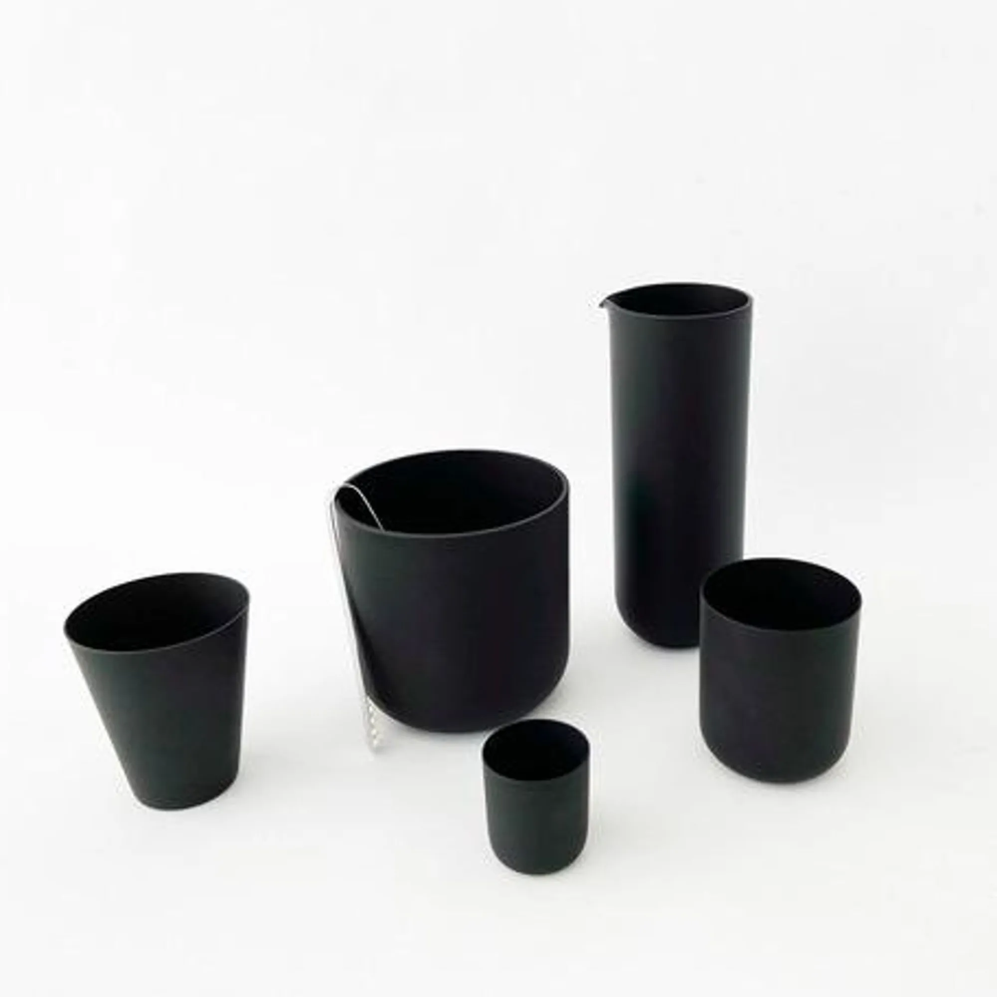 Sugahara USA Southern Coast International Sake Drinkware*Sugahara Matte Black Sake Glass