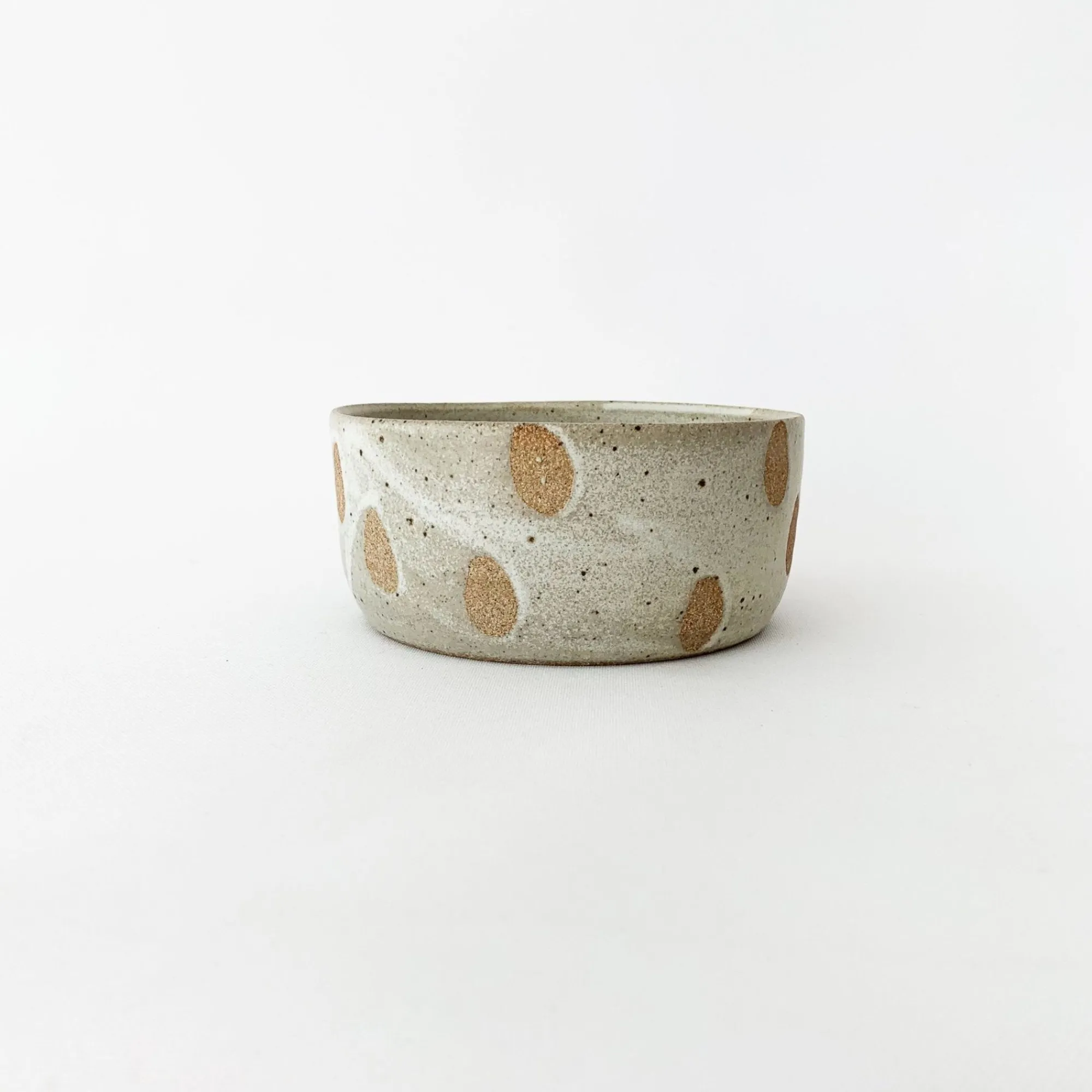 Tomoro Pottery Eating*Tomoro Petal Bowl (Medium)