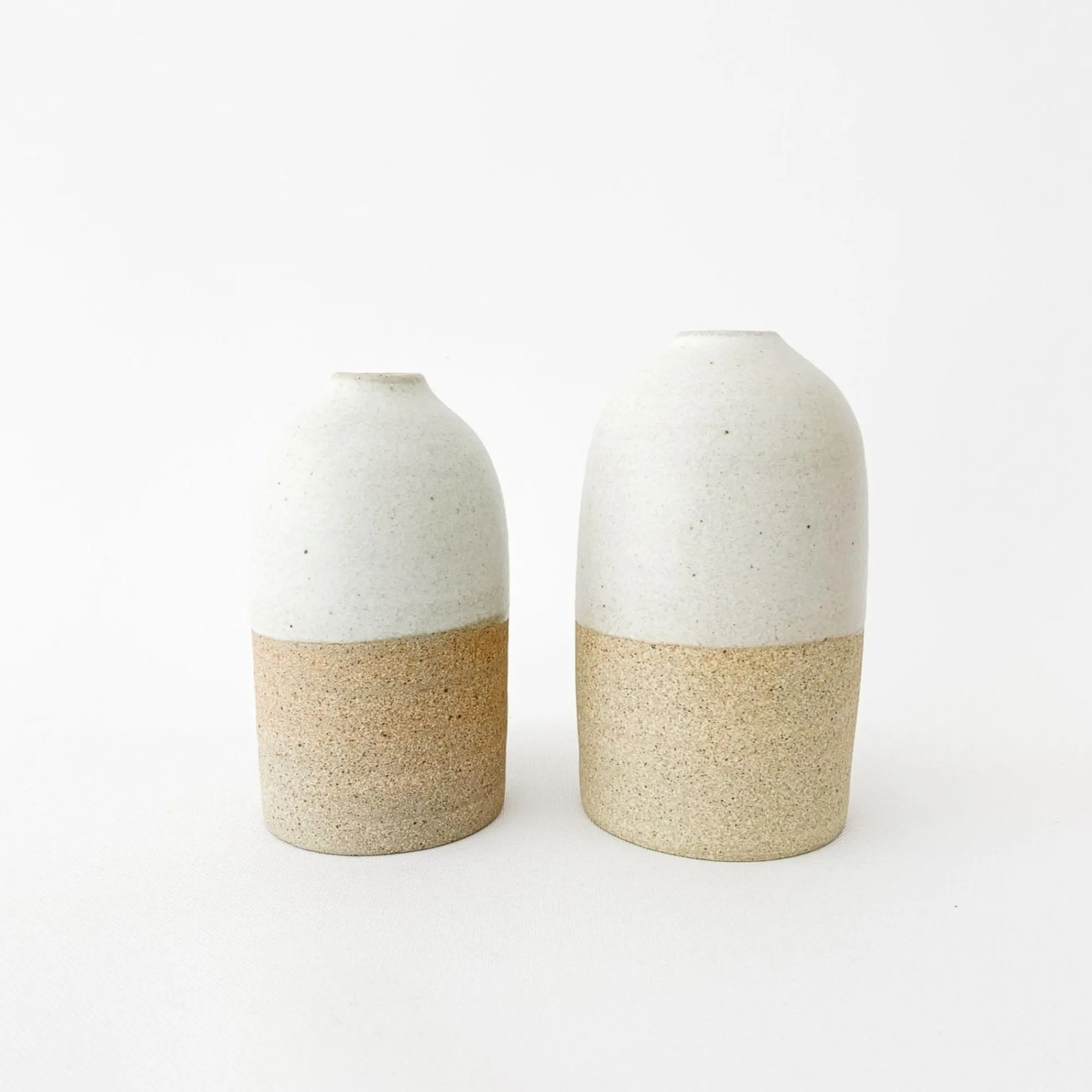 Tomoro Pottery Home Decor*Tomoro Terra Bud Vase (Medium)