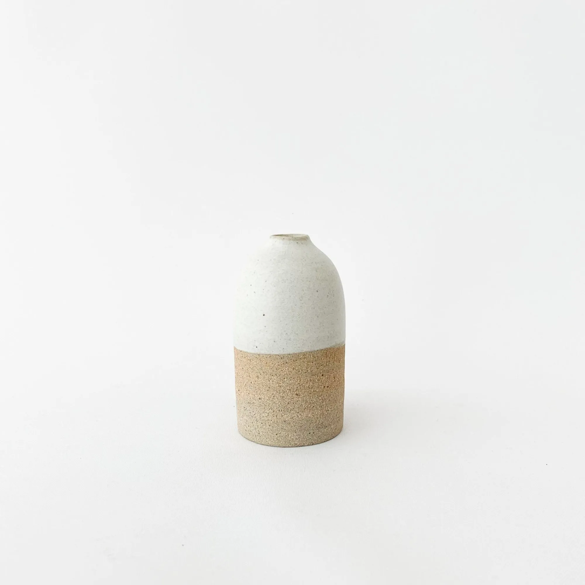 Tomoro Pottery Home Decor*Tomoro Terra Bud Vase (Small)